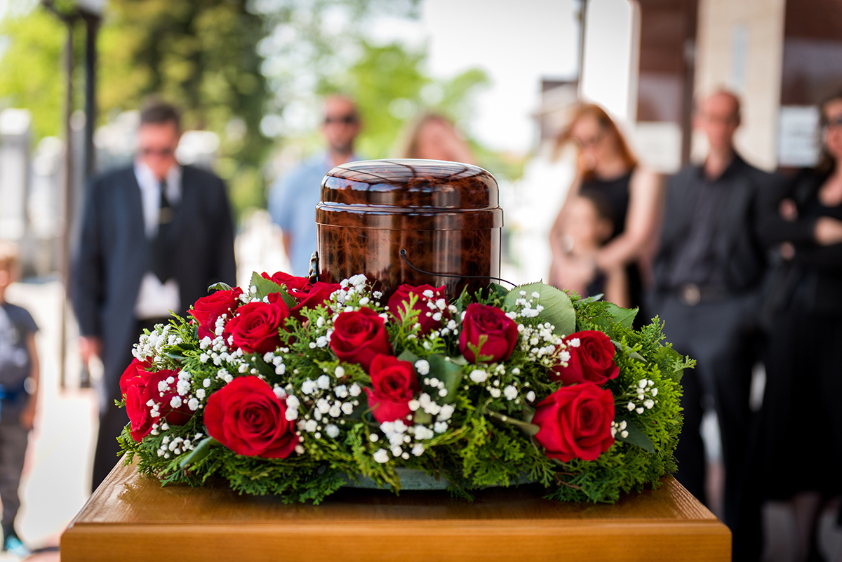 28-year-old woman opts for assisted suicide amid incurable depression: My urn ‘will be my new house!’ post thumbnail image