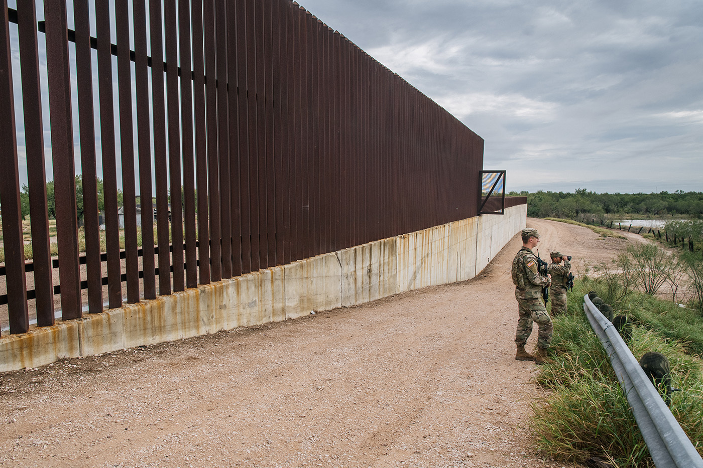 ‘Junk’: Texas lt. gov. says Biden’s border wall sale a ‘ruse’ to appease far-left post thumbnail image